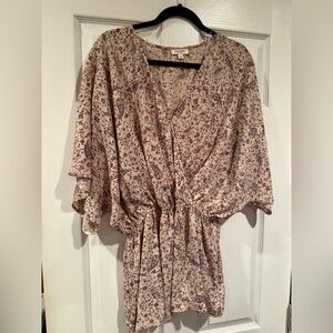 ANDREE BY UNIT Floral Paisley Top in Cream and Purple